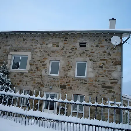 Vakantiehuis Les Hirondelles Saint-Georges-Lagricol